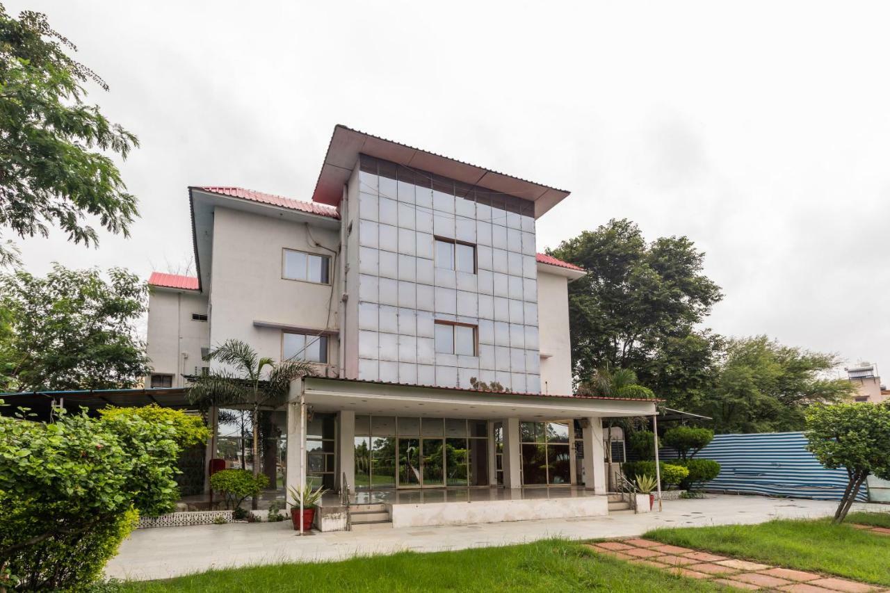 فندق بوبالفي  Spot On 48618 Vasundhara Gardens المظهر الخارجي الصورة
